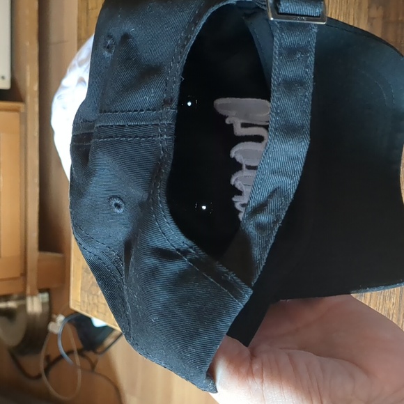 **CLOSING CLOSET SALE. MAKE AN OFFER**!!  BRIDE AND GROOM BASEBALL STYLE CAPS - Picture 3 of 10